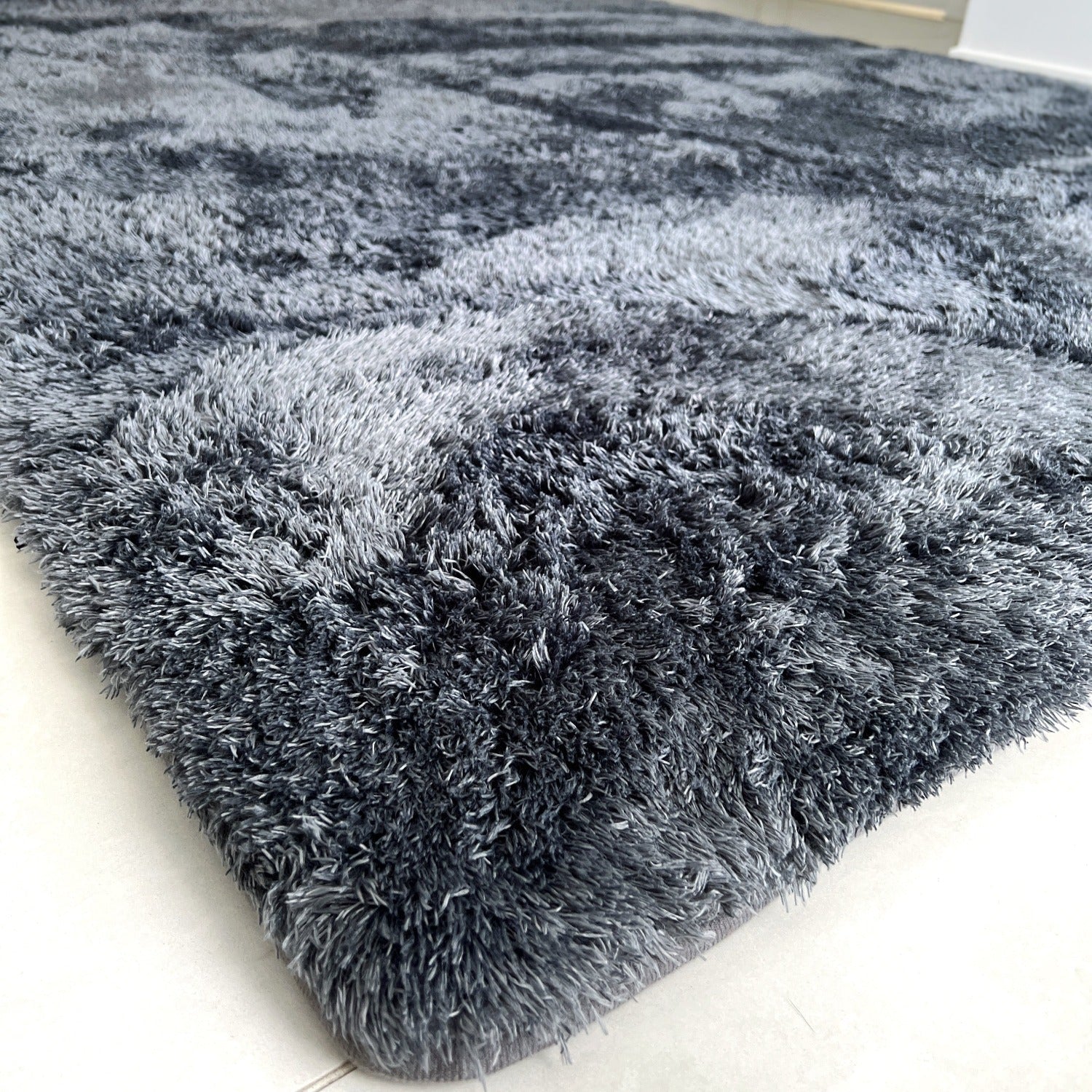 Deluxe Shaggy Relax Mat - 35mm Thick Foam Base